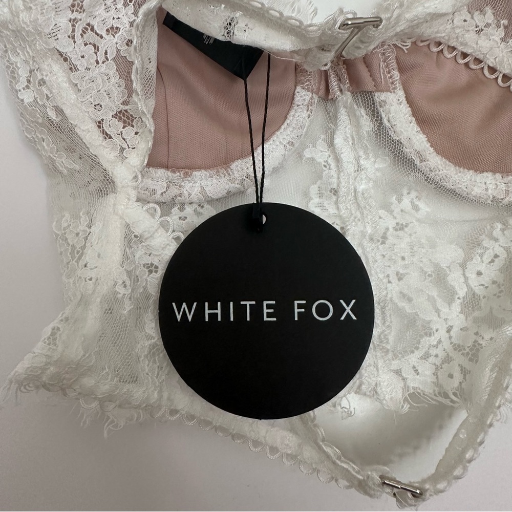 NWT - White Fox Boutique Sheer White Lace Bustier Crop Top Bralette Cami NWT - S - Picture 5 of 5